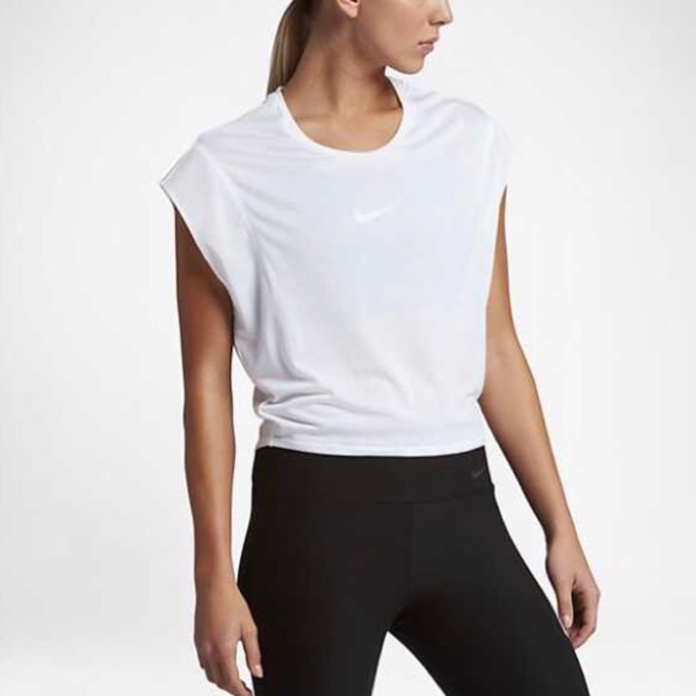 Nike Elevated Sweet Top
